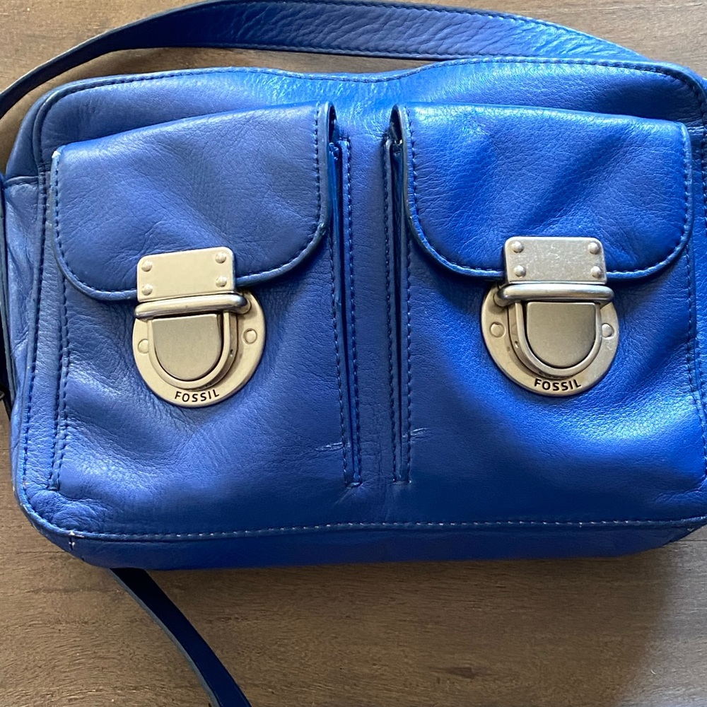 Fossil Blue Crossbody - Picture 2 of 8